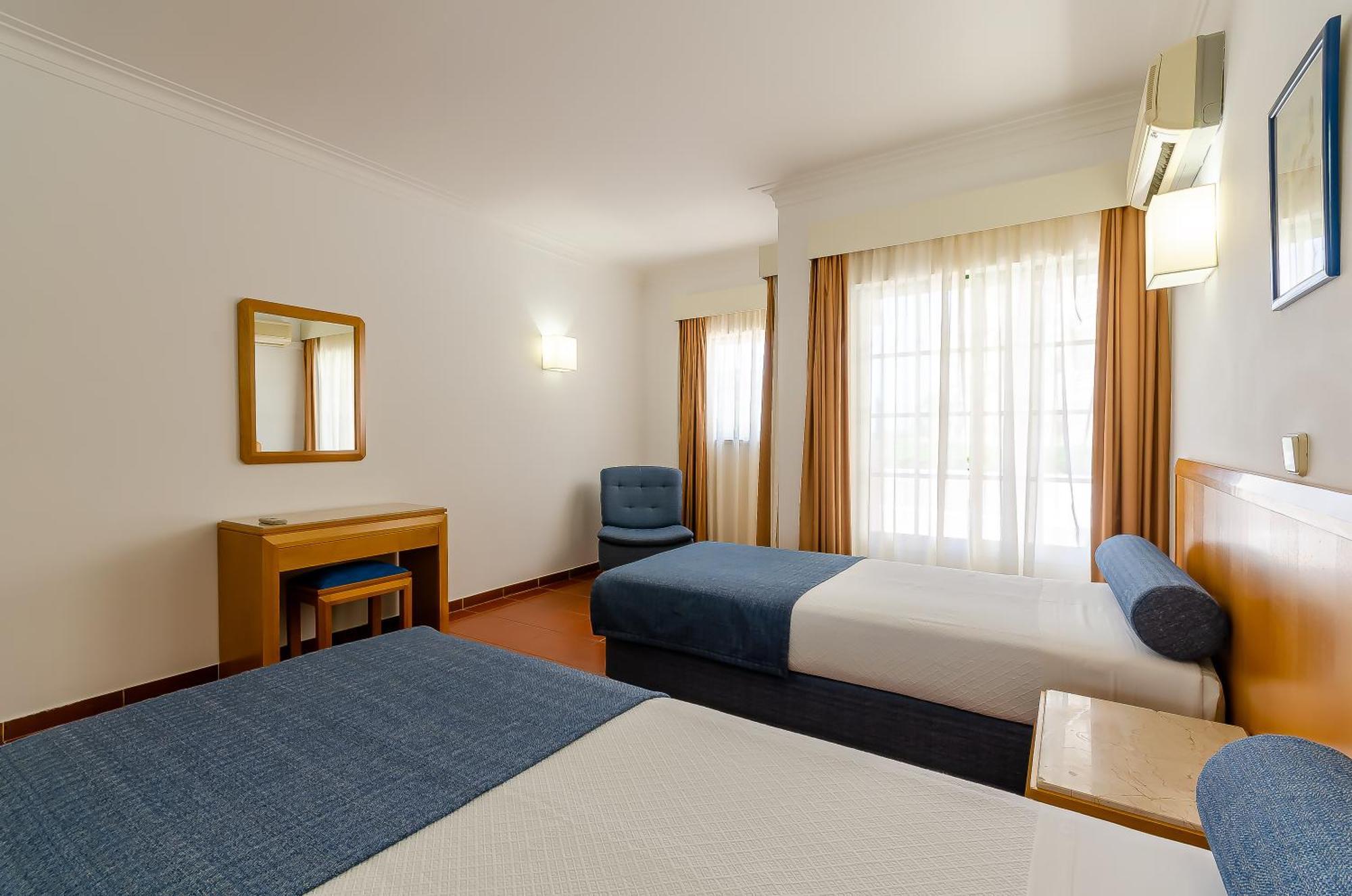 Turim Estrela Do Vau Hotel Portimao Bagian luar foto